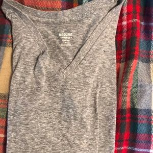 Mossimo  V Neck Tshirt